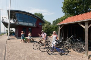 free bike hire at Marina Numansdorp